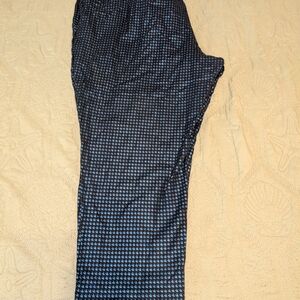 Old Navy Black and Blue Patterned Pixie Pants